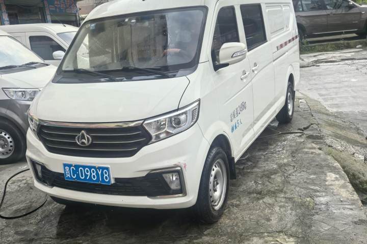 长安跨越 跨越星V7 1.6L汽油豪华型5座对开门DAM16KR