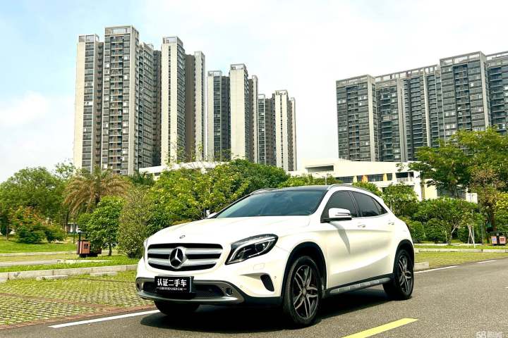 奔驰 GLA 2016款 GLA 220 4MATIC 时尚型
