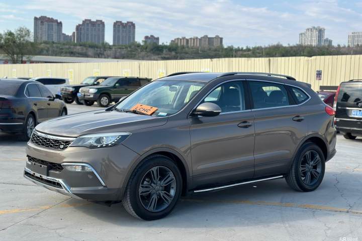猎豹汽车 猎豹CS10 2.0T 手动卓越型