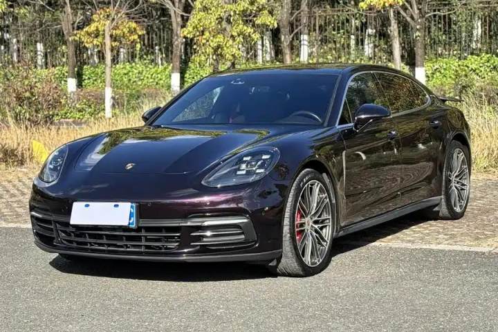 保时捷 Panamera Panamera 4 行政加长版 3.0T