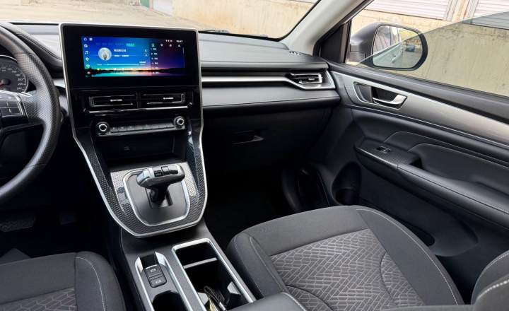 哈弗 M6 2023款 PLUS 1.5T DCT精英智联型