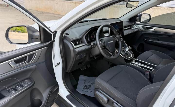 哈弗 M6 2023款 PLUS 1.5T DCT精英智联型