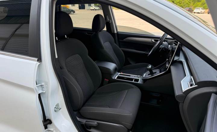 哈弗 M6 2023款 PLUS 1.5T DCT精英智联型