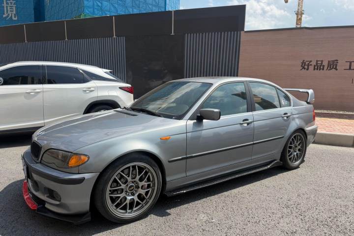 宝马 3系 2004款 325i