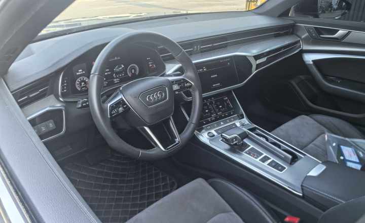 奥迪 A6L 2021款 45 TFSI 臻选动感型
