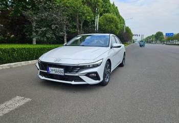 现代 伊兰特 2023款 1.5L CVT GLX精英版