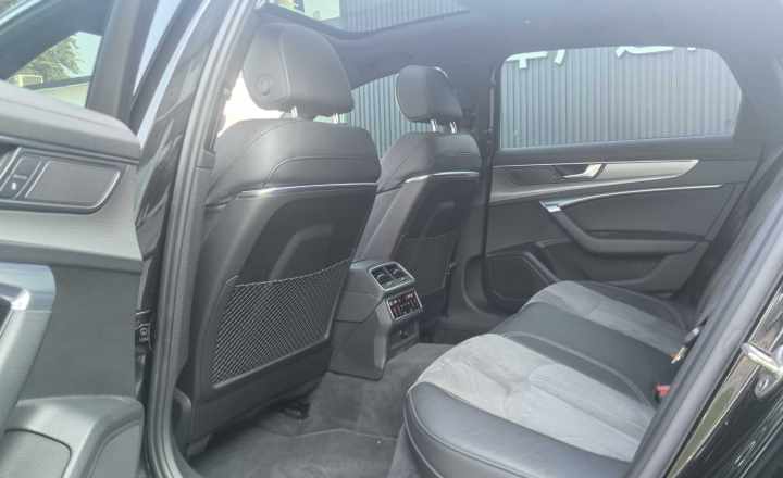 奥迪 A6L 2021款 45 TFSI 臻选动感型