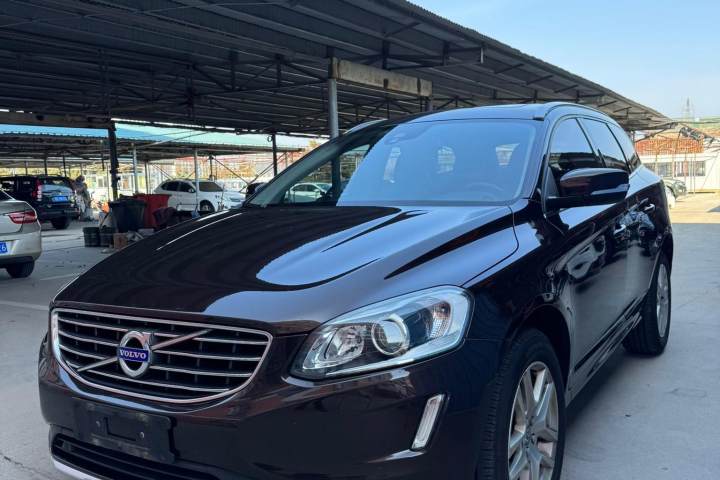 沃尔沃 XC60 T5 AWD 智远版