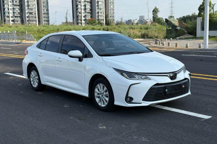 丰田 卡罗拉 1.2T S-CVT 先锋版