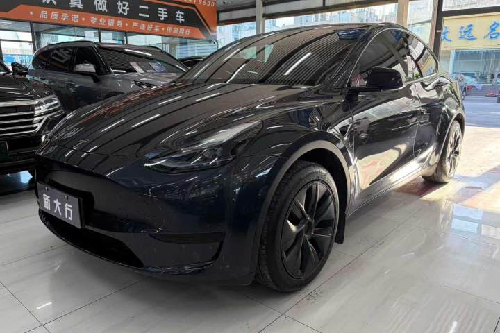 特斯拉 Model Y 后轮驱动版