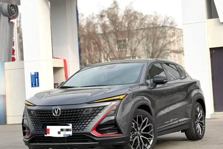 长安 UNI-T 1.5T 旗舰型