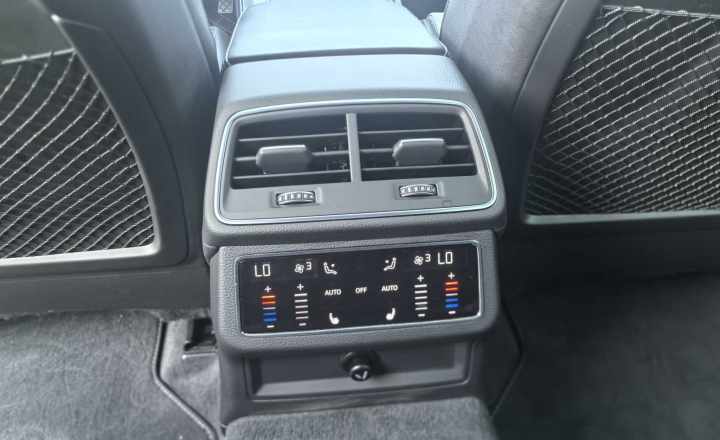 奥迪 A6L 2021款 45 TFSI 臻选动感型