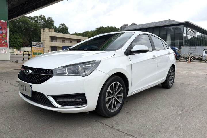 奇瑞 艾瑞泽5 1.5L CVT运动版