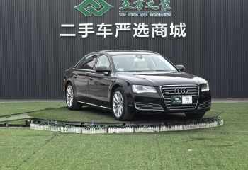 奥迪 A8 2012款 A8L 45 TFSI quattro舒适型