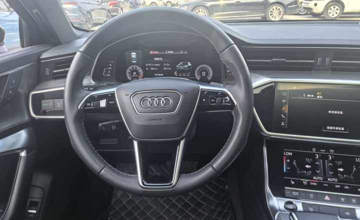 奥迪 A6L 2021款 45 TFSI 臻选动感型
