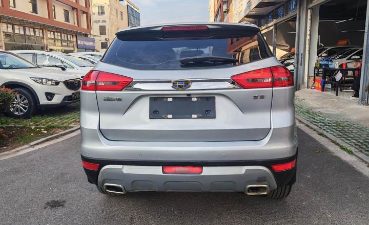 吉利汽车 博越 2016款 2.0L 手动智联型