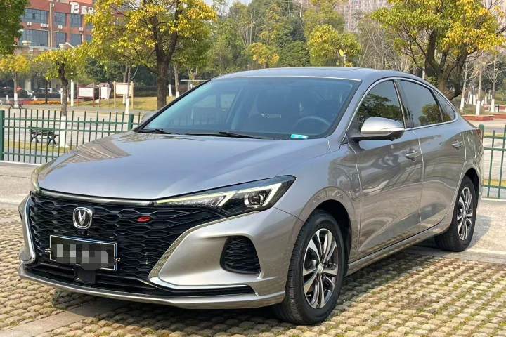 长安 逸动 PLUS 蓝鲸NE 1.4T GDI DCT尊贵型