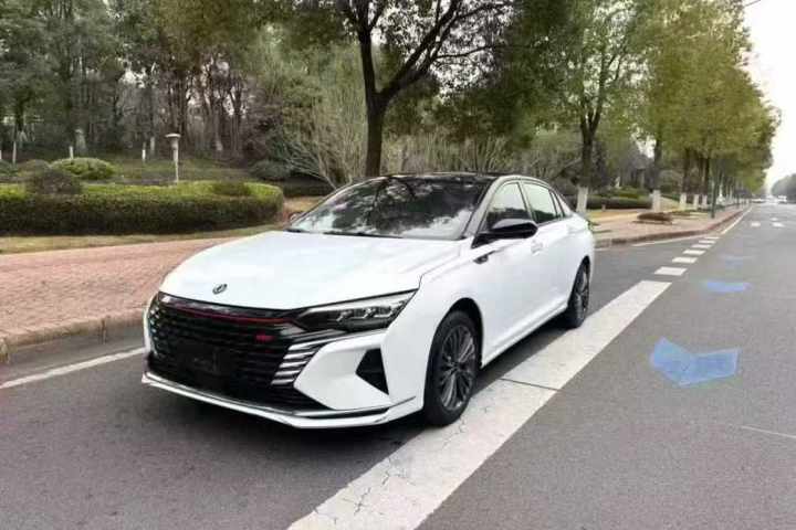 东风风神 奕炫 马赫版 1.5L 自动追风版