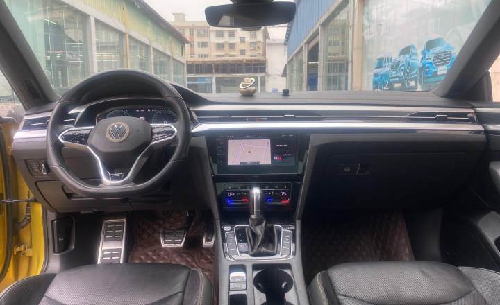 大众 一汽CC 2021款 380TSI 夺目版