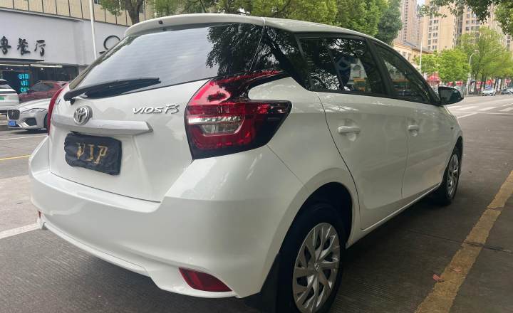 丰田 威驰FS 2021款 1.5L CVT锋驰版