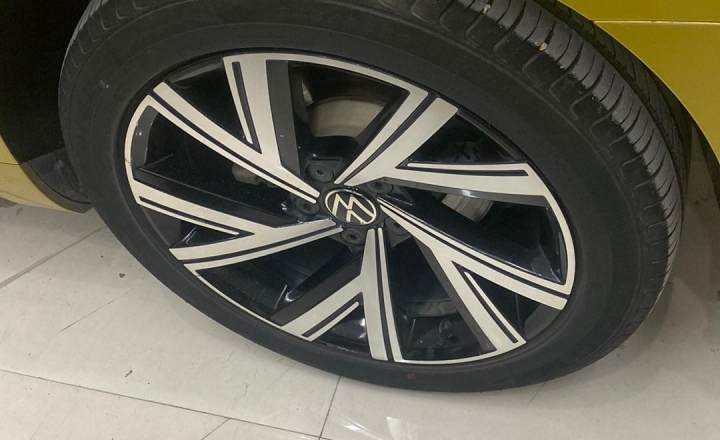 大众 一汽CC 2021款 380TSI 夺目版