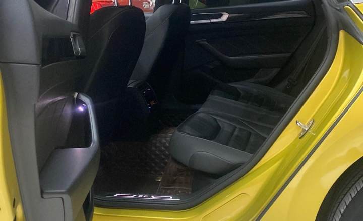 大众 一汽CC 2021款 380TSI 夺目版