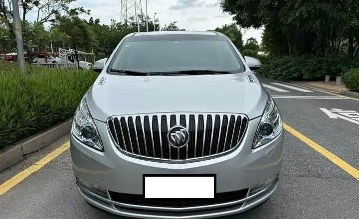 别克 GL8 2011款 3.0L GT豪华商务豪雅版