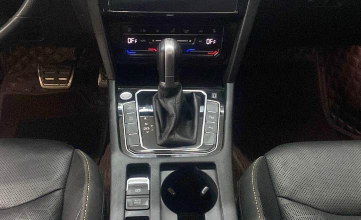 大众 一汽CC 2021款 380TSI 夺目版
