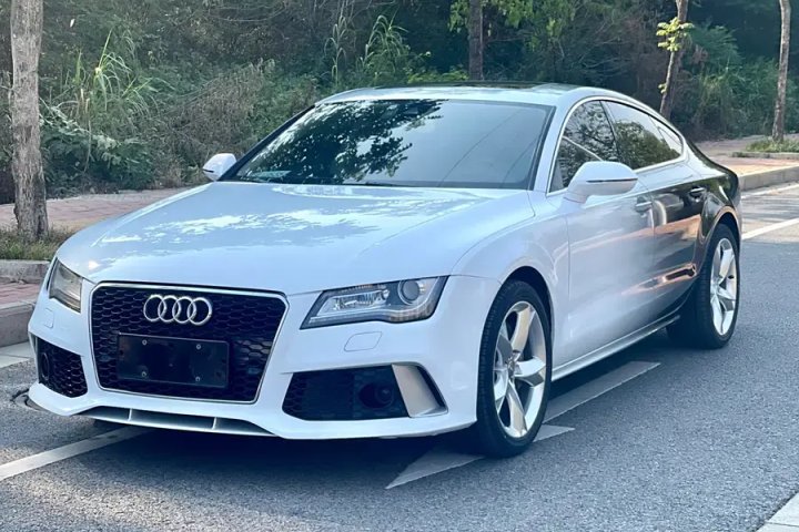 奥迪 A7 2013款 30 FSI 标准型