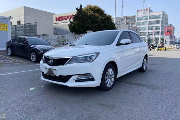 长安 悦翔V7 1.6L 自动乐享型 国V