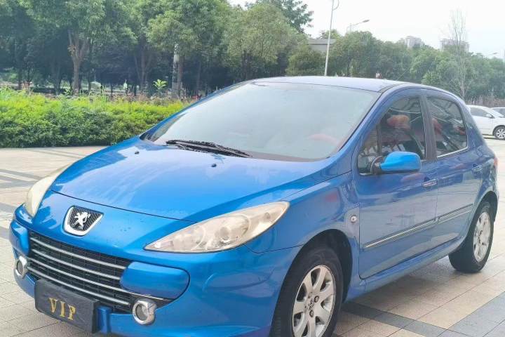 标致 307 两厢 1.6L 自动舒适版