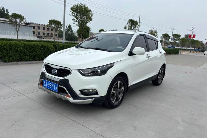 一汽 骏派D60 1.8L 自动尊贵型