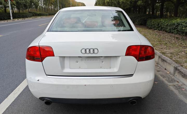 奥迪 A4 2008款 1.8T 自动豪华型