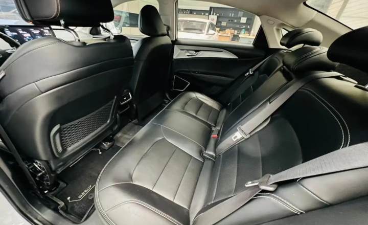 吉利几何 A 2021款 Pro 畅享高维续航版 430KM A430畅行版