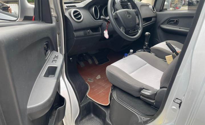 长安凯程 长安睿行M60 2023款 1.5L GDI精英型客车6/7座