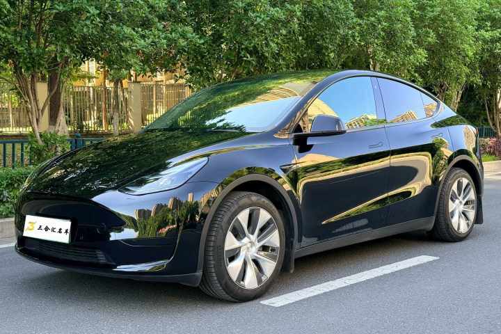 特斯拉 Model Y 改款 后轮驱动版