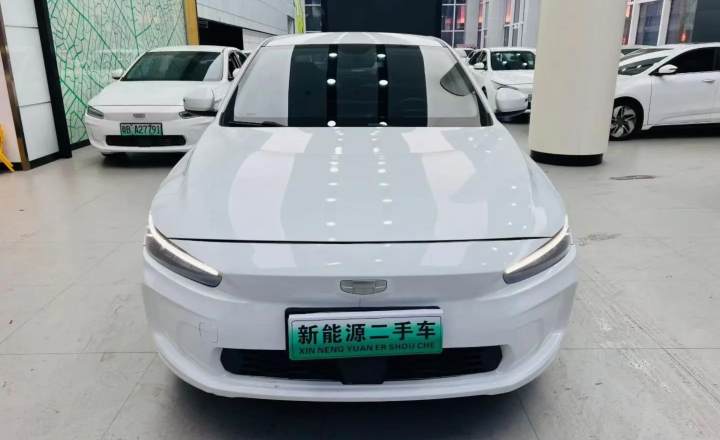 吉利几何 A 2021款 Pro 畅享高维续航版 430KM A430畅行版