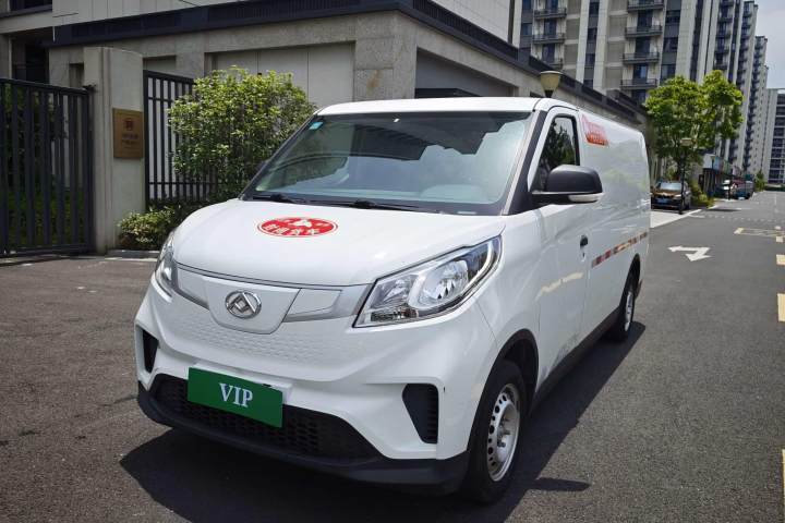 大通 EV30 2023款 纯电智能物流专家长轴宁德时代