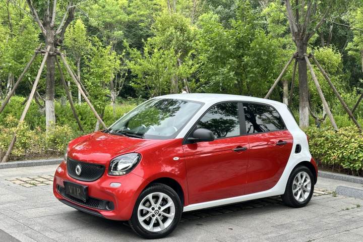smart  forfour 1.0L 52千瓦灵动版