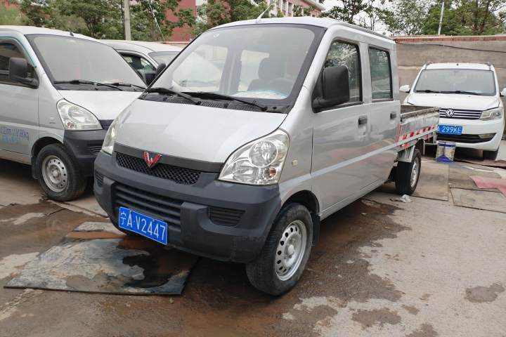 五菱汽车 五菱荣光小卡 1.2L双排基本型LAQ