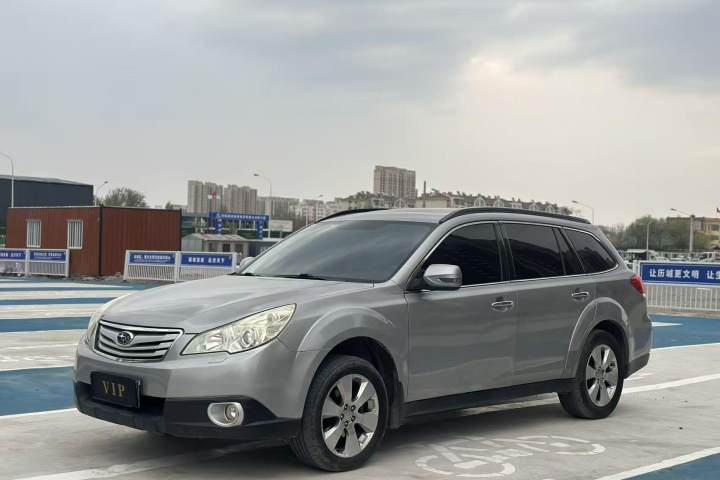 斯巴鲁 傲虎 2.5i豪华导航版