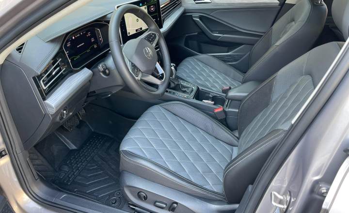 大众 速腾 2023款 300TSI DSG卓越版