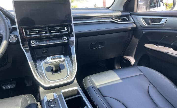 哈弗 M6 2023款 PLUS 1.5T DCT豪华智联型