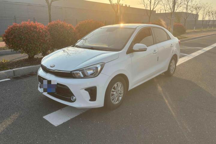 起亚 焕驰 1.4L 自动智享版Value 国VI