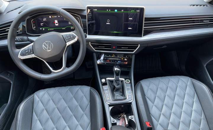 大众 速腾 2023款 300TSI DSG卓越版