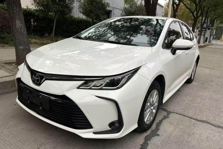 丰田 卡罗拉 1.2T S-CVT 先锋版