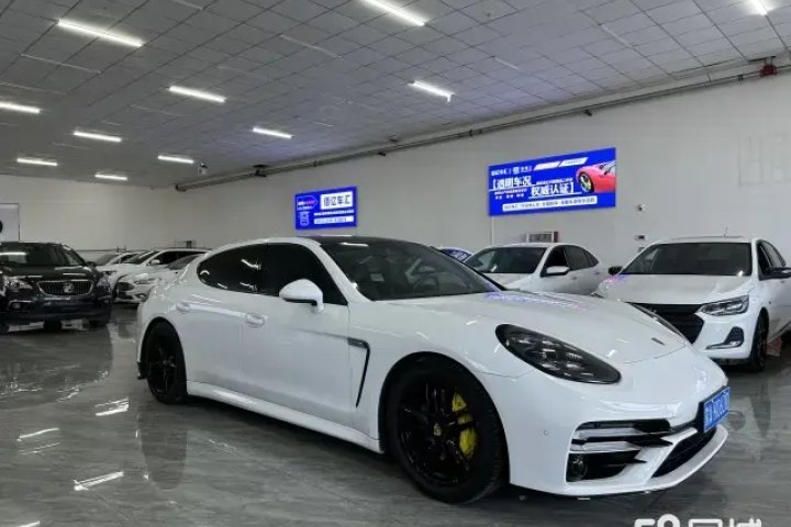 保时捷 Panamera Panamera Platinum Edition 3.6L