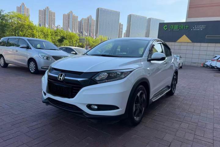 本田 缤智 1.8L CVT两驱先锋型