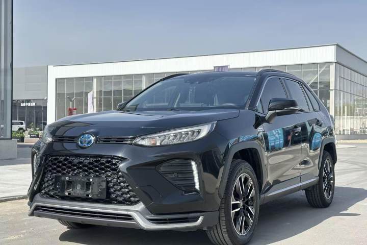 丰田 威兰达新能源 高性能版 2.5L 两驱劲擎版