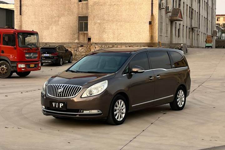 别克 GL8 3.0L XT豪华商务旗舰版